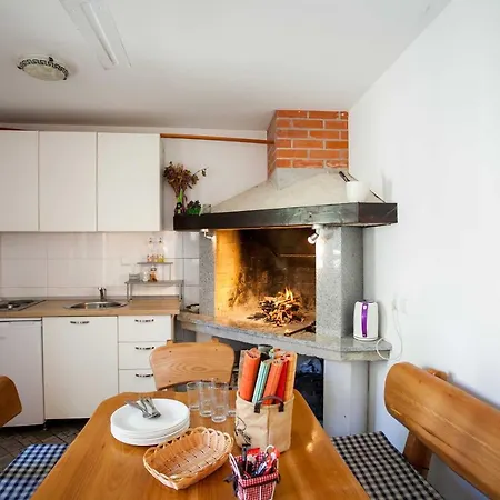 Stone House Marino *