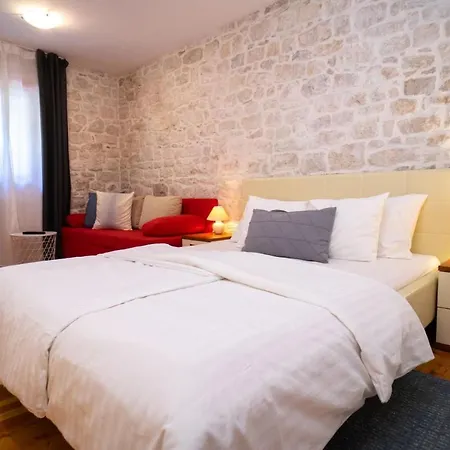 Holiday home Stone House Marino *