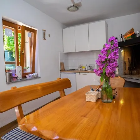 Holiday home Stone House Marino