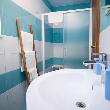 Stone House Marino 度假居